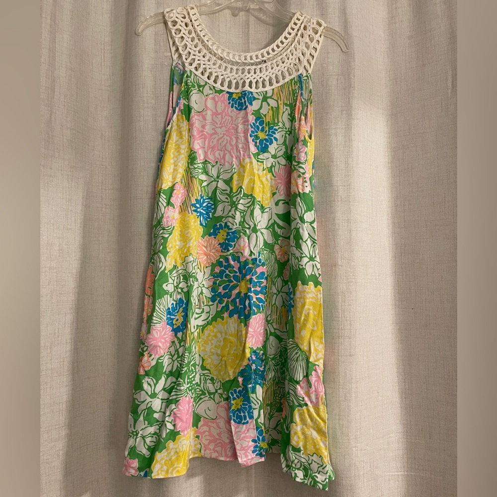 Floral Lilly Pulitzer dress.  Size S